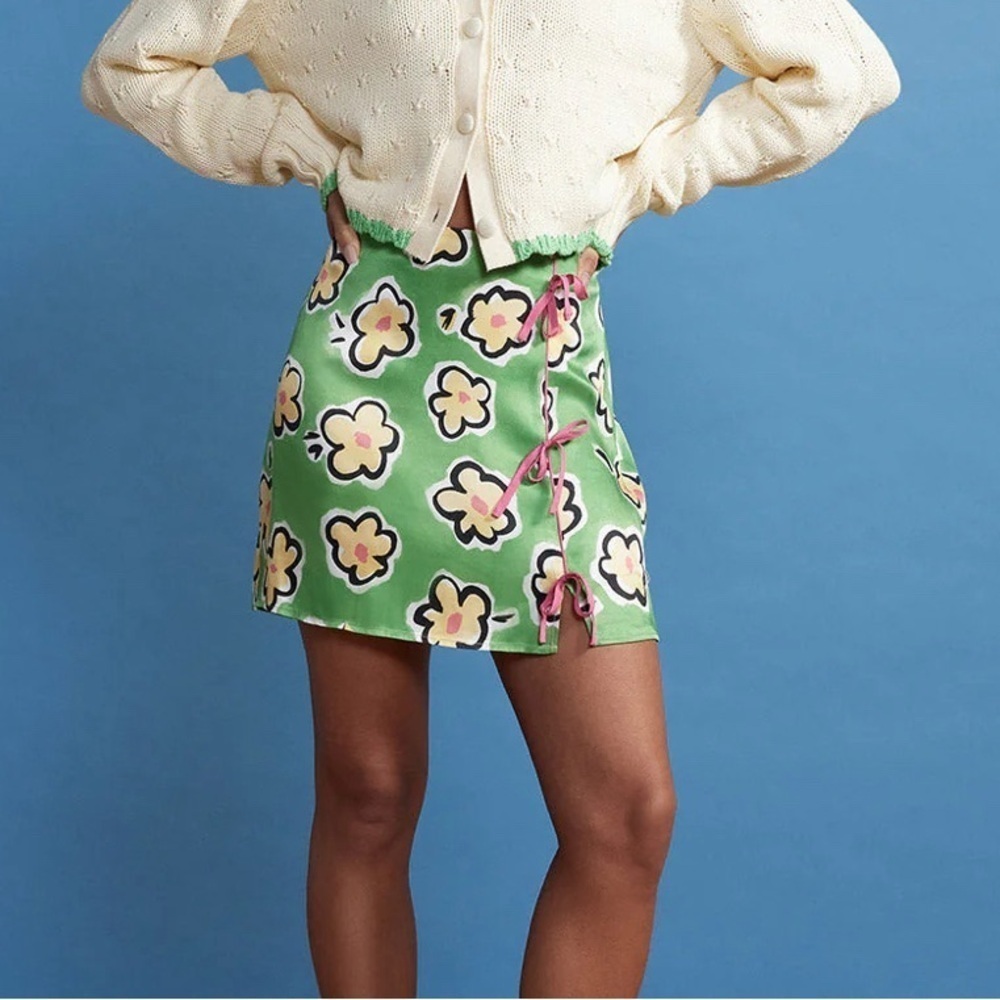 Kitri green floral mini skirt, size 6